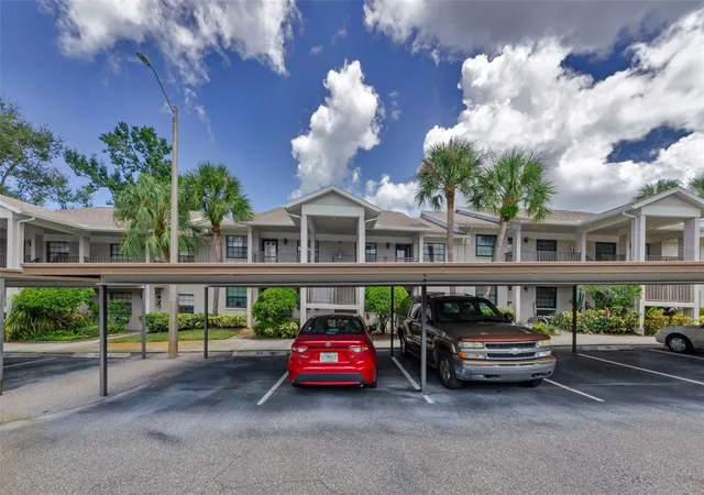 4th image of 2119 Elm St, DUNEDIN, FL 34698