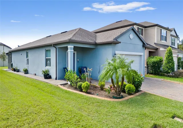 Photo 2 of Single family home for sale at 3570 Southern Cross Loop, Kissimmee, FL 34744 | MLS# O6333789 | Listing updated on 2026-09-04