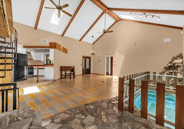 Photo 3 of Sale Pending at 4612 Reynosa Dr Sw, Winter Haven, FL 33880 | MLS# V4944212 | Listing updated on 2026-06-07