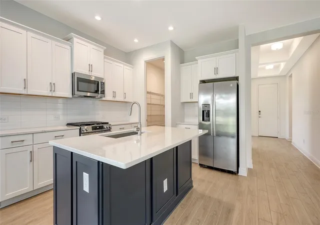 Photo 3 of Single family home for sale at 2234 Lady Palm Loop, Bradenton, FL 34212 | MLS# A4661317 | Listing updated on 2026-10-09