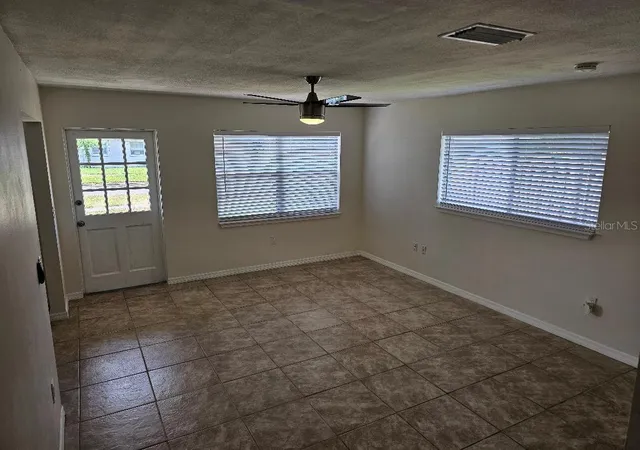 Homes for sale in Palmetto, FL | 2704 12th St W, Palmetto, FL 34221 | MLS# A4661331