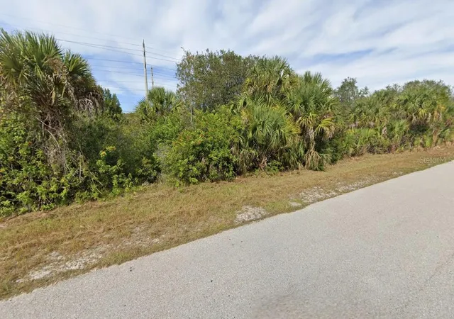 3rd image of 5212 Fairway Dr S, Punta Gorda, FL 33982 | MLS# O6334109