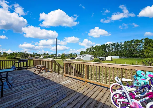 Photo 3 of Sale Pending at 11089 Fulmar Rd, Weeki Wachee, FL 34614 | MLS# W7877982 | Listing updated on 2026-08-31