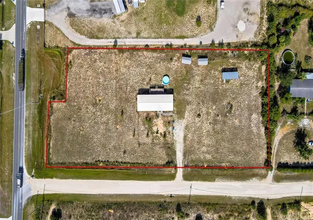 Photo 4 of Sale Pending at 11089 Fulmar Rd, Weeki Wachee, FL 34614 | MLS# W7877982 | Listing updated on 2026-08-31