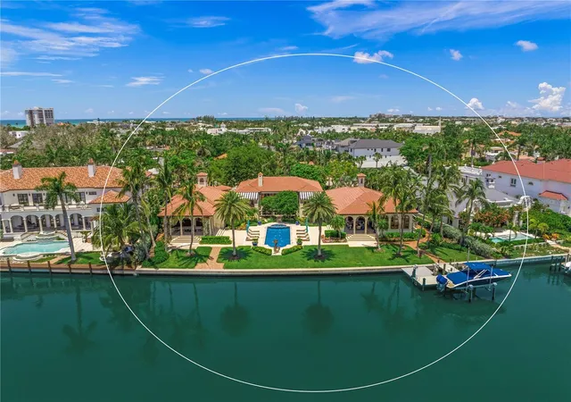 1st image of 139 S Washington Dr, Sarasota, FL 34236 | MLS# A4661401