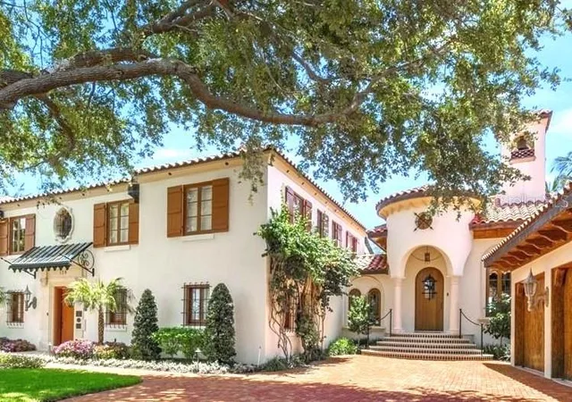 4th image of 139 S Washington Dr, Sarasota, FL 34236 | MLS# A4661401