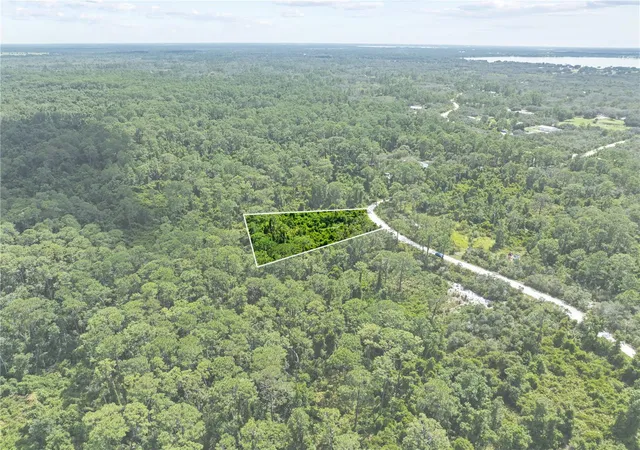 5th image of 2641 Bear Run S, Frostproof, FL 33843 | MLS# S5132407