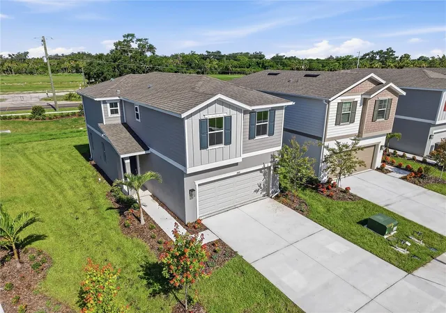 Homes for sale in Palmetto, FL | 2419 29Th Ln E, Palmetto, FL 34221 | MLS# S5132409