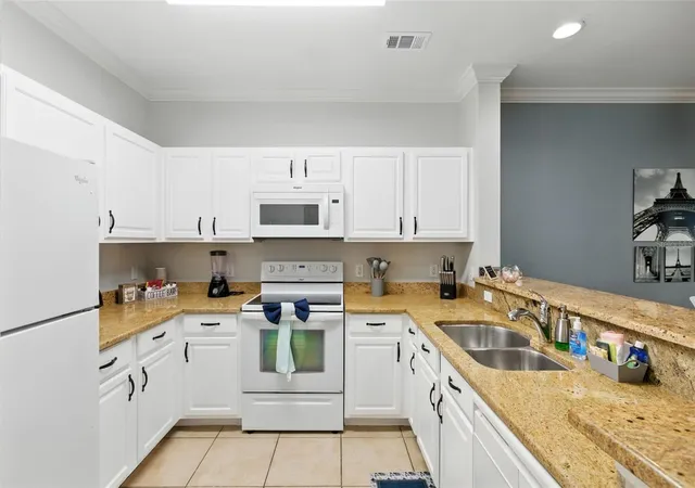 5th image of 8010 Tuscany Wy, Kissimmee, FL 33896