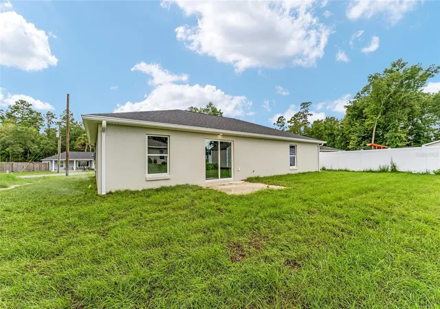 2nd image of 13027 Ne 5th Pl, Silver Springs, FL 34488 | MLS# O6335106