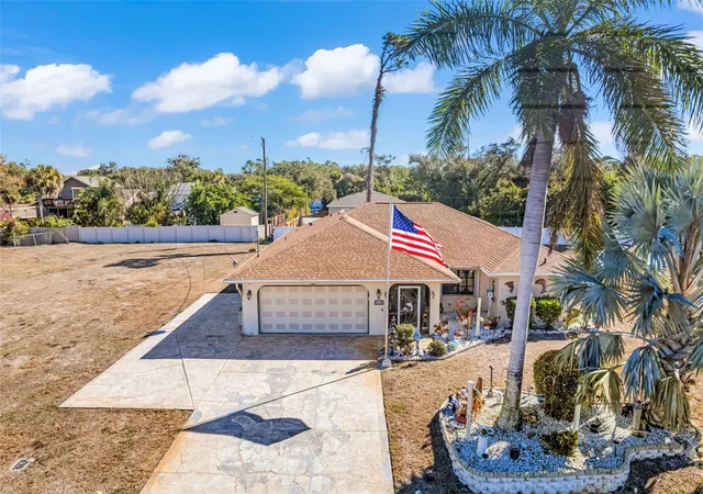 Homes for sale in Port Charlotte, FL | 2298 Cedarwood St, Port Charlotte, FL 33948 | MLS# C7513489