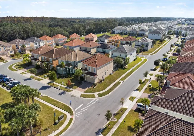 Photo 3 of Single family home for sale at 4414 Shiva Loop, Kissimmee, FL 34746 | MLS# O6335292 | Listing updated on 2026-08-13