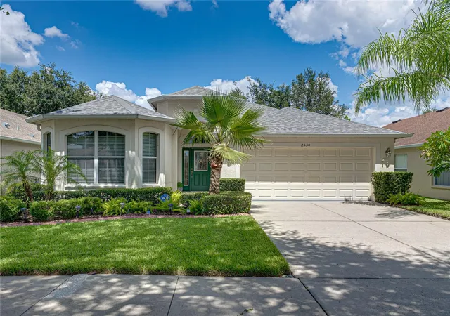 Photo 4 of Sale Pending at 2530 Cross More St, Valrico, FL 33594 | MLS# TB8417278 | Listing updated on 2026-09-09