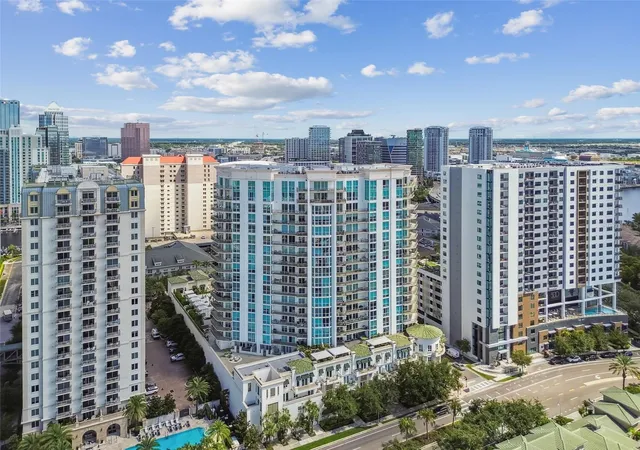 Homes for sale in Tampa, FL | 450 Knights Run Ave #502, Tampa, FL 33602 | MLS# TB8417325