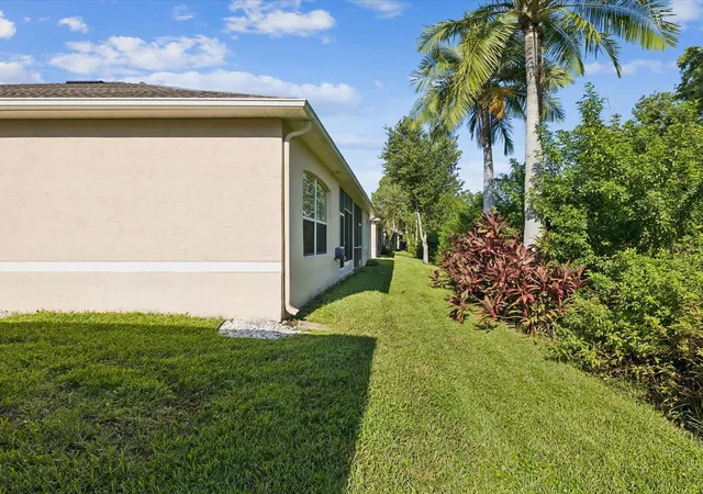 32nd image of 2649 Tottenham Dr, New Port Richey, FL 34655 | MLS# W7878159
