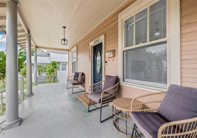 Photo 1 of Single family home for sale at 1207 E 17th Avenue, Tampa, FL 33605 | MLS# TB8417901 | Listing updated on 2026-09-13