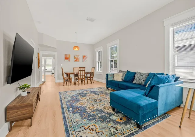 Photo 3 of Single family home for sale at 1207 E 17th Avenue, Tampa, FL 33605 | MLS# TB8417901 | Listing updated on 2026-09-13