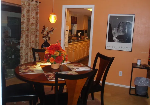 18th image of 120 Sw Monroe Cir N, St Petersburg, FL 33703 | MLS# TB8418068
