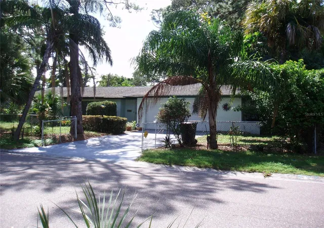 2nd image of 120 Sw Monroe Cir N, St Petersburg, FL 33703 | MLS# TB8418068