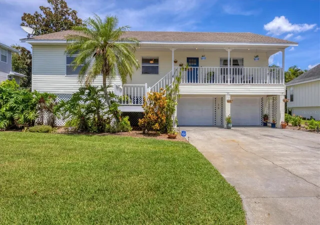 2nd image of 1408 43rd Avenue Dr W, Palmetto, FL 34221 | MLS# A4662268