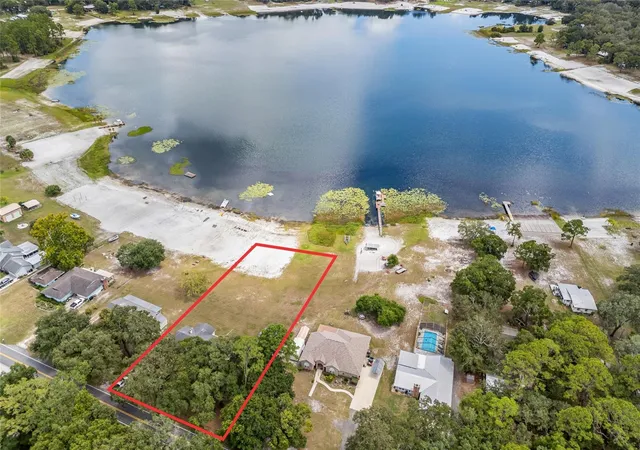 2nd image of 6417 Baker Rd, Keystone Heights, FL 32656 | MLS# GC533348