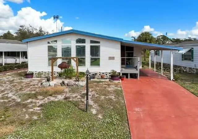 Photo 1 of Manufactured home for sale at 8442 Breeze Hill Dr, Lake Wales, FL 33898 | MLS# P4935967 | Listing updated on 2026-09-24
