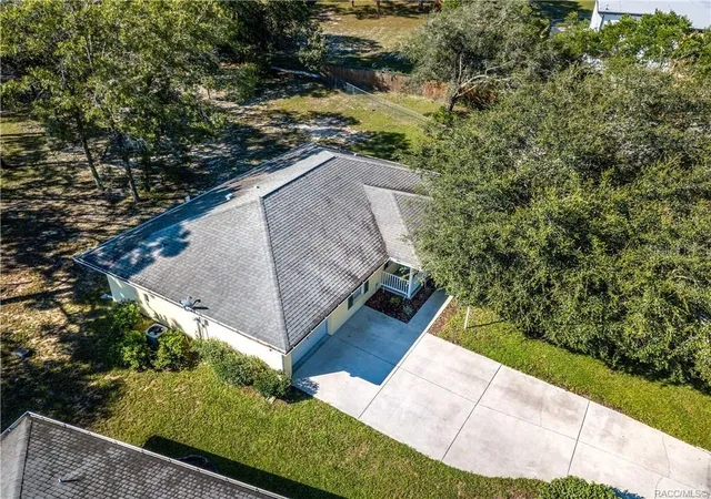 33rd image of 996 W Colbert Ct, Beverly Hills, FL 34465 | MLS# OM707789
