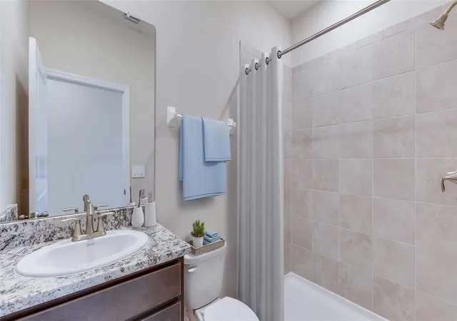 2nd image of 18222 Gander Ter, Lakewood Ranch, FL 34211 | MLS# A4662383