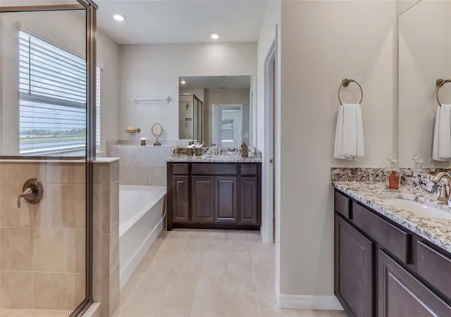 3rd image of 18222 Gander Ter, Lakewood Ranch, FL 34211 | MLS# A4662383