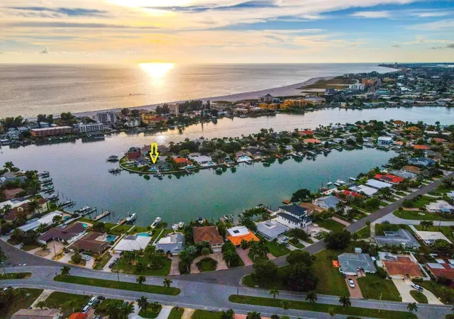 Homes for sale in Treasure Island, FL | 10103 Tarpon Dr, Treasure Island, FL 33706 | MLS# TB8418644