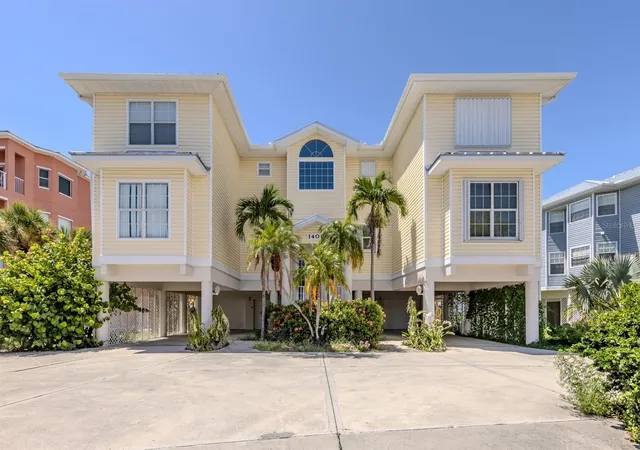 Photo 2 of Condo for sale at 1400 Beach Rd #3, Englewood, FL 34223 | MLS# N6140134 | Listing updated on 2026-10-06