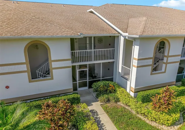 Condo for sale at 6908 Drewrys Blf #704, BRADENTON, FL 34203 | MLS# A4662478