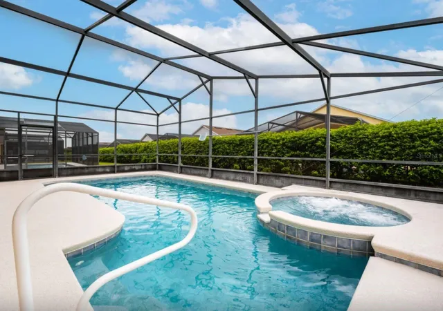 Photo 3 of Sale Pending at 641 Old Brg Cir, Davenport, FL 33897 | MLS# S5132995 | Listing updated on 2026-08-22