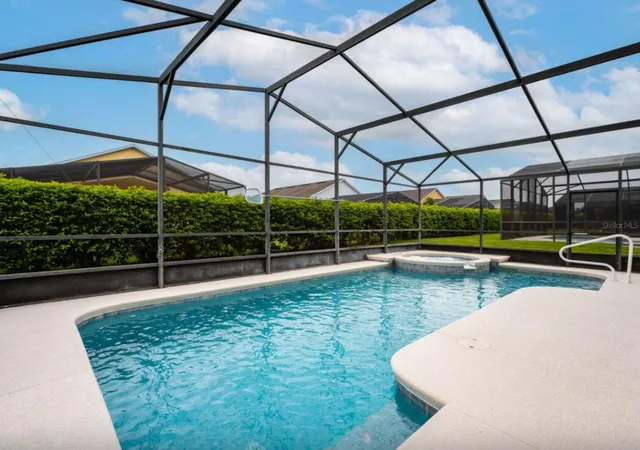Photo 3 of Sale Pending at 641 Old Brg Cir, Davenport, FL 33897 | MLS# S5132995 | Listing updated on 2026-08-22