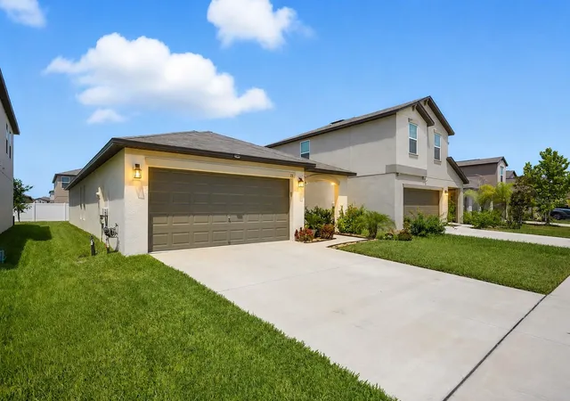3rd image of 73 Rain Lily Ave, Spring Hill, FL 34609 | MLS# TB8419047
