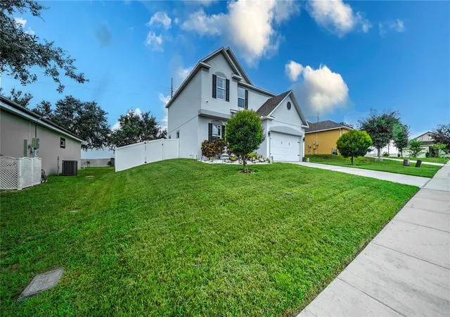 3rd image of 2015 Barstow Ln, Dundee, FL 33838 | MLS# O6337150