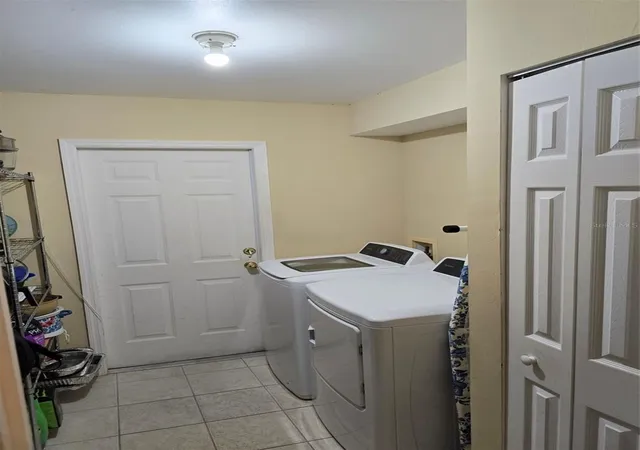 17th image of 519 Nw 26th St, Cape Coral, FL 33993 | MLS# S5133021