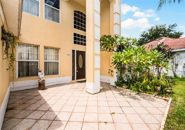 Photo 3 of Single family home for sale at 12422 Sion Court, Orlando, FL 32824 | MLS# S5133033 | Listing updated on 2026-09-25