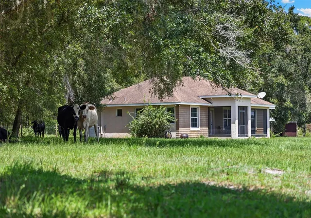 Photo 3 of Single family home for sale at 14765 Us Hwy 41, Brooksville, FL 34610 | MLS# TB8419309 | Listing updated on 2026-08-24
