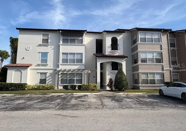 2nd image of 5120 Conroy Rd #12, Orlando, FL 32811 | MLS# O6337295