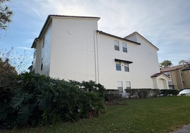 47th image of 5120 Conroy Rd #12, Orlando, FL 32811 | MLS# O6337295