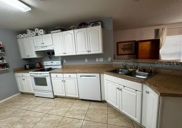 Photo 3 of Townhouse for sale at 6913 Marble Fawn Pl, Riverview, FL 33578 | MLS# TB8419454 | Listing updated on 2026-08-22