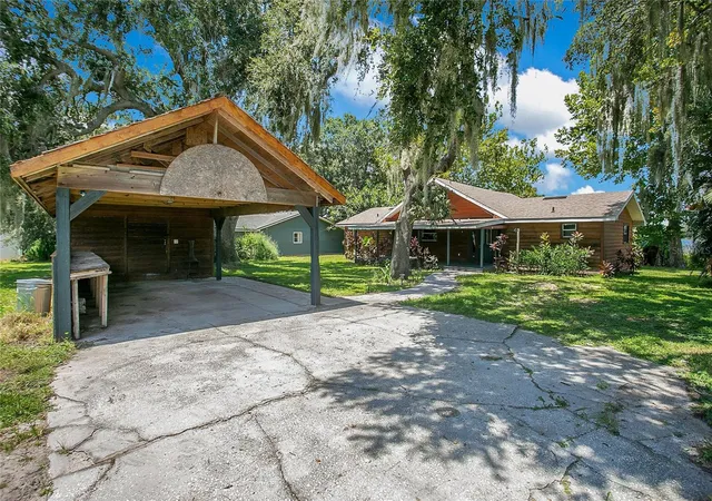 5th image of 35 S Lake Fox Rd, Winter Haven, FL 33884 | MLS# O6337767