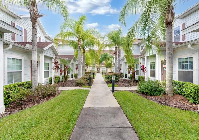 Photo 3 of Townhouse for sale at 3210 Oyster Ln, Kissimmee, FL 34747 | MLS# O6338002 | Listing updated on 2026-09-23