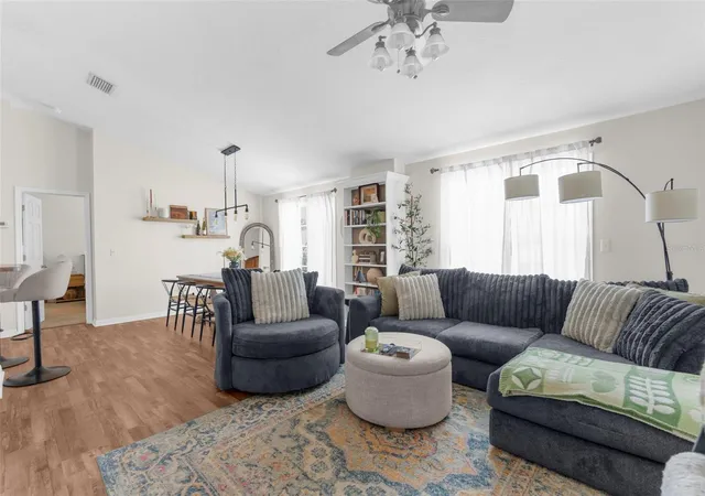 Photo 5 of Townhouse for sale at 8546 Great Egret Tr, New Port Richey, FL 34653 | MLS# W7878357 | Listing updated on 2026-08-26