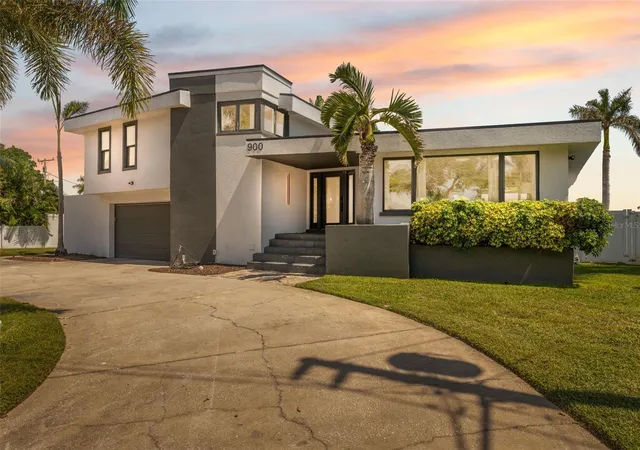Single family home for sale at 900 79th Street S, ST PETERSBURG, FL 33707 | MLS# TB8420103