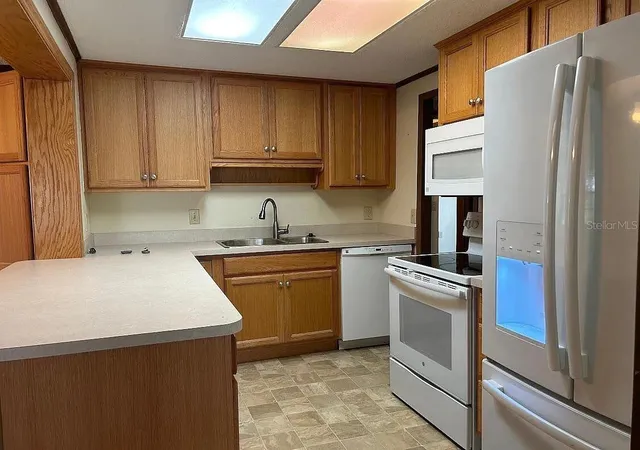 5th image of 7901 Castile Rd, Sebring, FL 33876 | MLS# O6338143