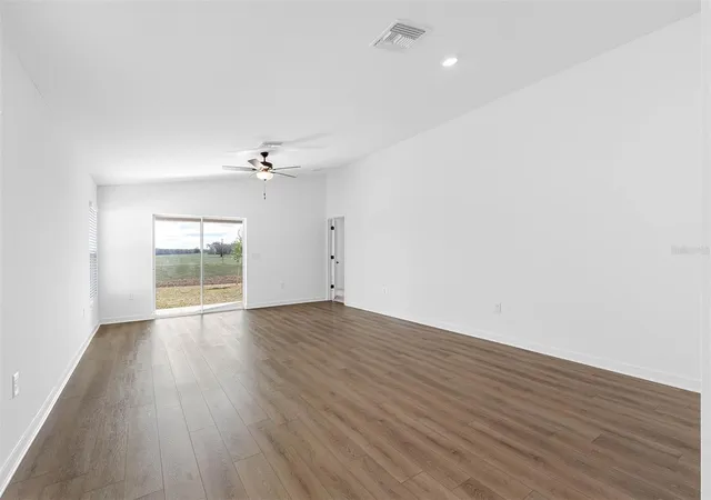 4th image of 15108 Celeste Ave, Weeki Wachee, FL 34614 | MLS# TB8420399