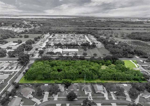 3rd image of 2400 Buckeye Rd Ne, Winter Haven, FL 33881 | MLS# P4936046