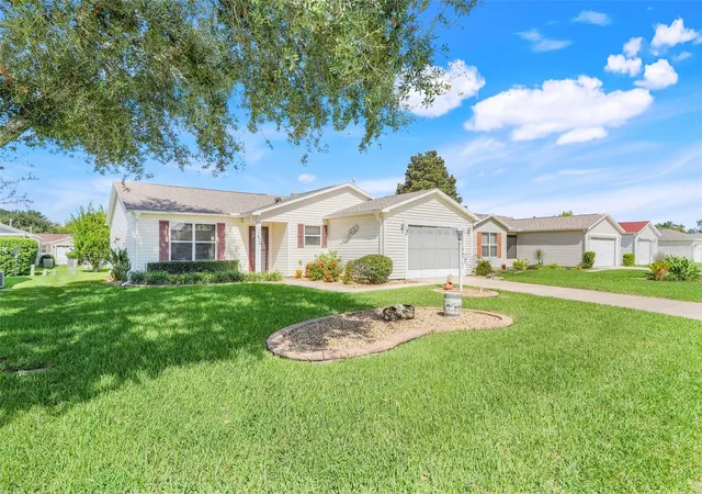2nd image of 870 Henderson Ln, The Villages, FL 32162 | MLS# G5101221